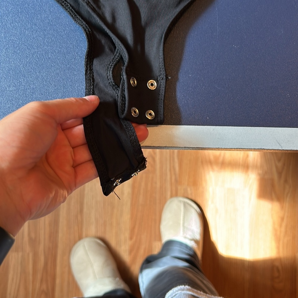 Dynamite body suit - Picture 3 of 4
